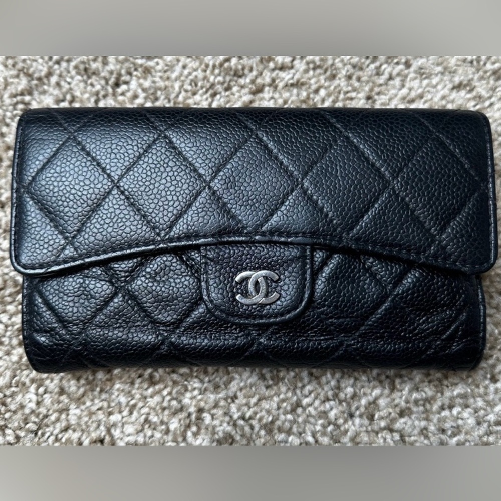 CHANEL Black Quilted Caviar Wallet